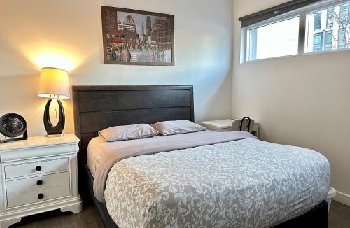 CityPlace Apartment | 9 Beds Townhouse recently renovated