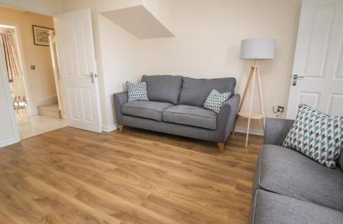 Newport House | 9 Bluebell Lane