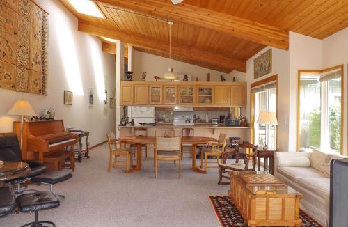 Lopez Island Apartment | 9 Condo