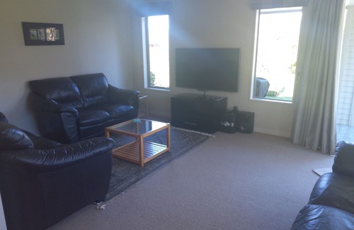 Hanmer Springs House | 9 Devon - Your Favourite Place