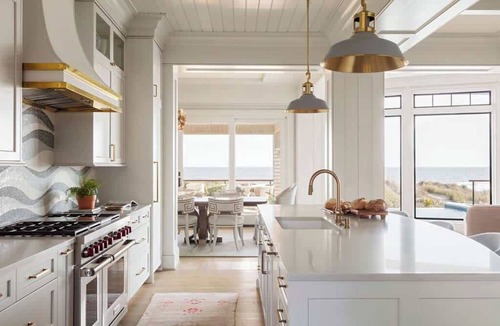 West Beach Village House | 9 Eugenia Ave