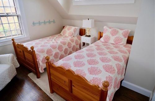 Tom Nevers House | 9 Green Hollow Road