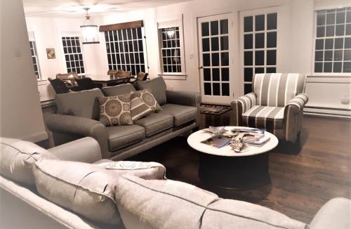 Tom Nevers House | 9 Green Hollow Road