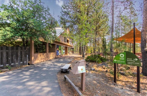 Deer Park House | 9 Hart Mountain