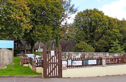 St. Ann's Chapel Cottage | 9 Manorcombe Bungalows