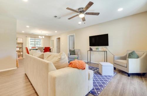 Vance Jackson House | 9 Mi to Downtown: Home w/Deck in San Antonio