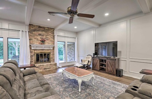 Woodway House | 9 Mi to Magnolia Market Large Home in Waco!