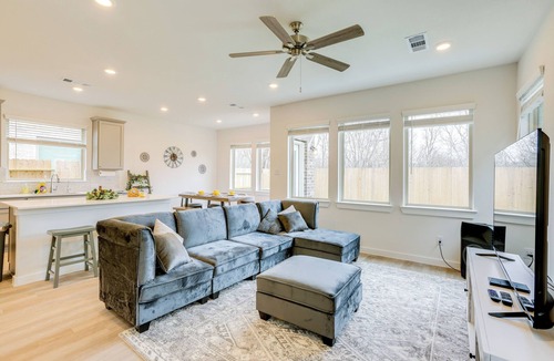 Hockley House | 9 Mi to Oil Ranch: Family-Friendly Home w/Yard