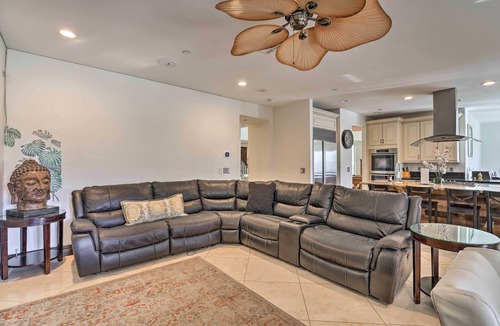 Sunrise Manor House | 9 Mi to Strip: Las Vegas Home w/Pool & Hot Tub!