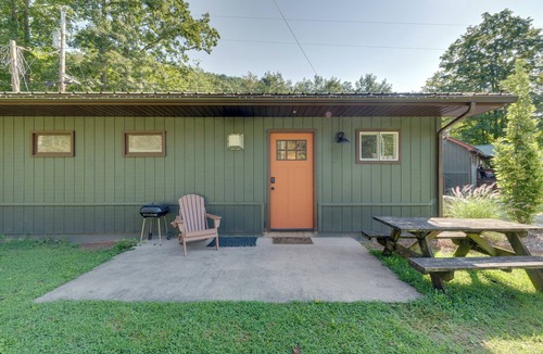 Hillsgrove Cabin | 9 Mi to Worlds End State Park: Deluxe Cabin H