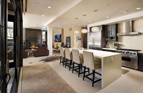 Aspen Condo | 9 Million Luxury Residence at “Monarch On the Park”Downtown Aspen with Parking