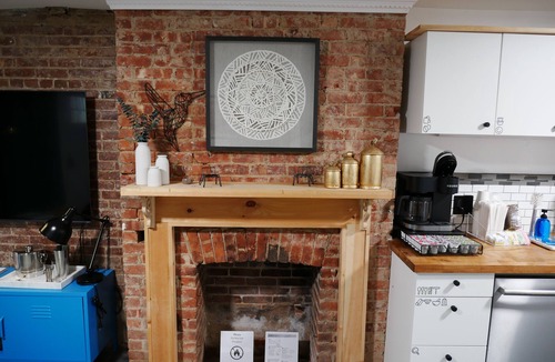 Jersey City Apartment | 9 Min Walk to LightRail - 30 Min drive NYC