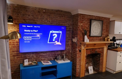 Jersey City Apartment | 9 Min Walk to LightRail - 30 Min drive NYC