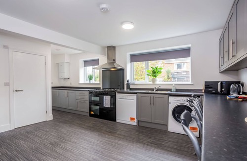 Durham House | 9 Monks Crescent