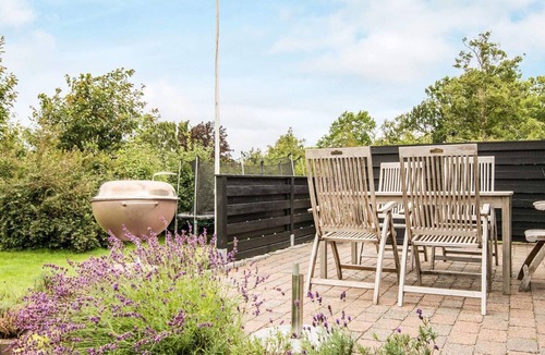 Allingabro House | 9 person holiday home in Allingåbro