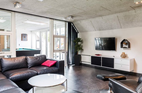 Ho House | 9 person holiday home in Blåvand