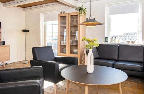 Vrist Strand House | 9 person holiday home in Harboøre