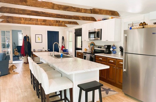 Vinalhaven House | 9 Round the Mountain Road