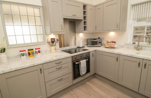 Belford Cottage | 9 Station Cottages