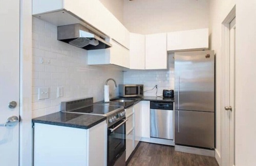 Chelsea Apartment | #9 Studio apartment at a Marina