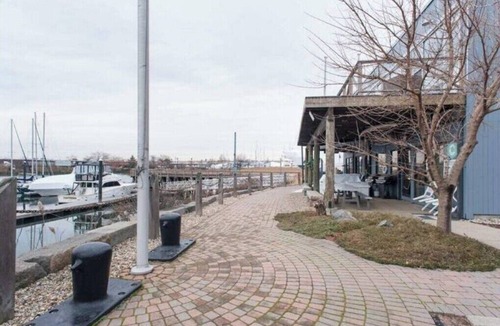 Chelsea Apartment | #9 Studio apartment at a Marina