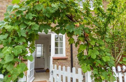 Herne Bay House | 9 Swallow Court