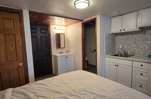 Boundary County Cabin | 90 acre ranch with lodging in Bonners Ferry