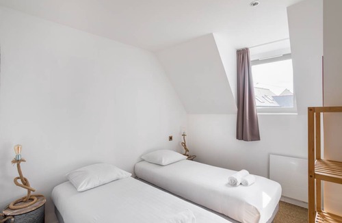 Saint-Coulomb House | 90 m² House ∙ 2 bedrooms ∙ 4 guests