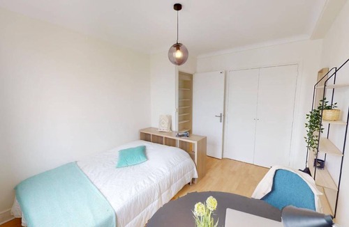 Porte d'Asnieres Resort | 90 m² Private room ∙ 1 bedroom ∙ 1 guest