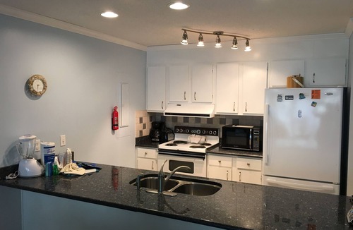 Palmetto Dunes Villa | 90 Second Walk to Beach, 2 Hours Free Pickleball/Tennis Daily, Secure WIFI