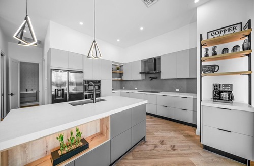 Lake Ida Shores House | 906 Managed By Brampton Park