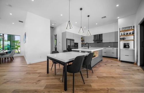 Lake Ida Shores House | 906 Managed By Brampton Park