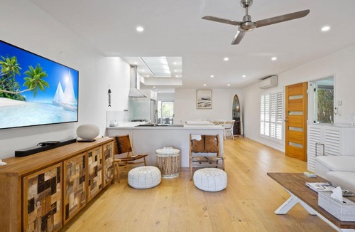 Peregian Beach House | 91 on Persimmon Drive Peregian Beach