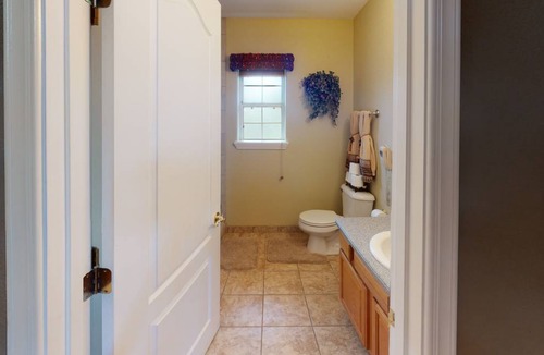 Tyrone House | 929 m² House ∙ 6 bedrooms ∙ 12 guests