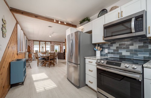 Prime Hook Beach House | 9297 Shore Drive - Bayfront on Primehook Beach