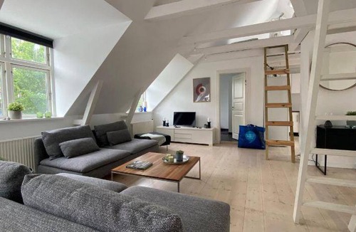 Frederiksberg Apartment | 93 m² Apartment ∙ 1 bedroom ∙ 6 guests