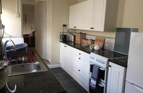 Llannon House | 94 High Street