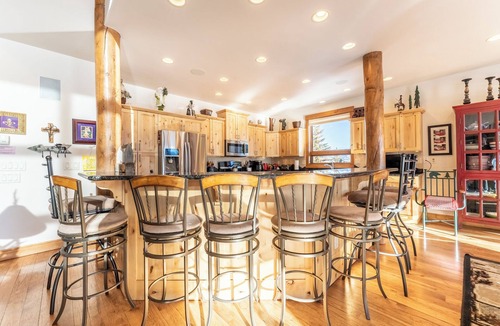 Wildernest Cottage | 94 Ryan Gulch Road