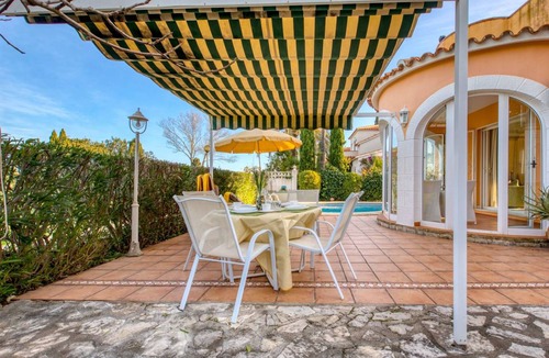 Molinell Other | 95 m² Accommodation ∙ 3 bedrooms ∙ 6 guests