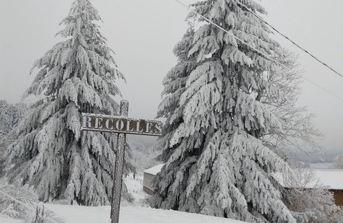 Saint-Germain-lʼHerm Cottage | 95 m² former farmhouse