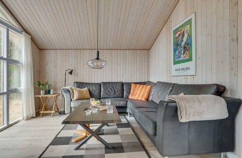 Torup Strand House | 95 m² House ∙ 4 bedrooms ∙ 10 guests