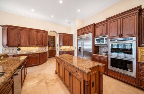 Tropic Isle House | 953 Managed by Brampton Park