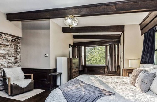 Firthcliffe House | 96) Charming Rustic Historical Carriage House