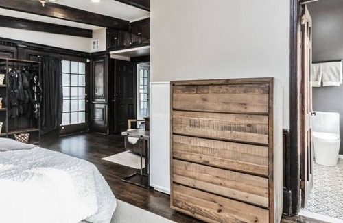 Firthcliffe House | 96) Charming Rustic Historical Carriage House