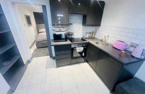 Newbridge Apartment | 96 Glasgow road