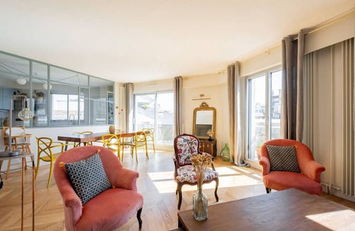 Prince–Marmottan Apartment | 97 m² Apartment ∙ 3 bedrooms ∙ 4 guests