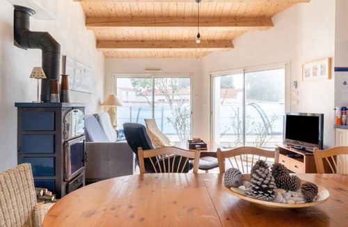 L'Epine House | 97 m² House ∙ 3 bedrooms ∙ 6 guests