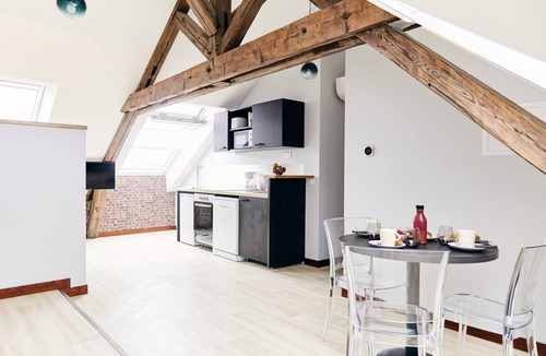 Anatole France Danton Apartment | 97 Smart Appart Le Havre