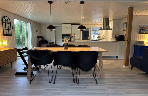 Strandby House | 98 m² House ∙ 3 bedrooms ∙ 6 guests