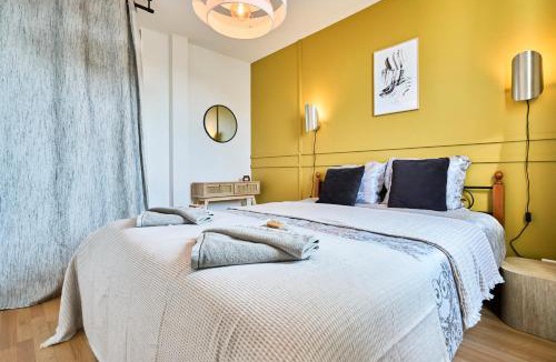 Hallennes-lez-Haubourdin Apartment | 99B - Appartement lumineux 4 pers proche Lille